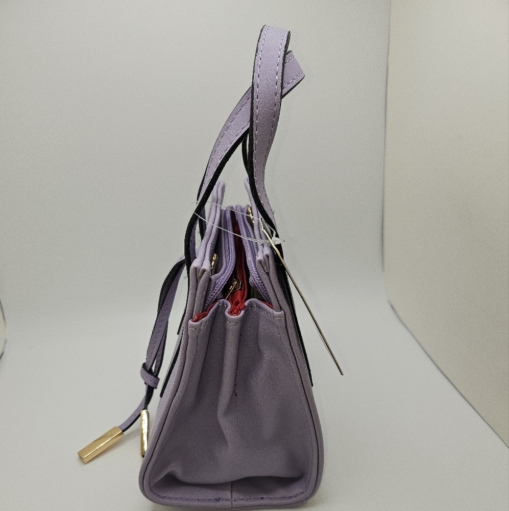 Gallantry crossbody min tote - Picture 3 of 5